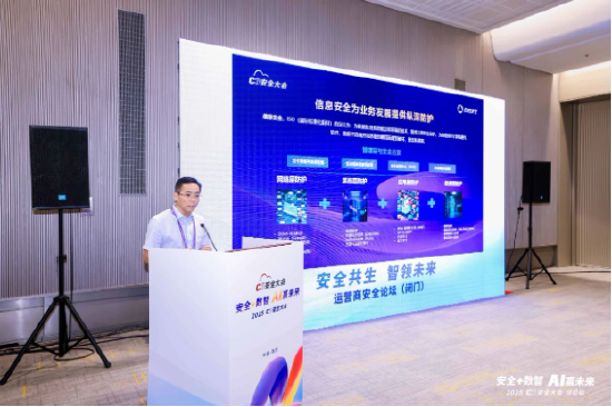 图:黄柳生演讲